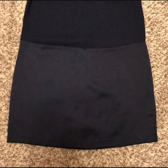 Beautiful navy dress - Picture 3 of 4